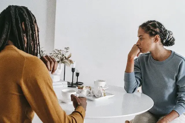 Est-ce que je l'aime encore? Ces 7 signes t'aident à y voir clair